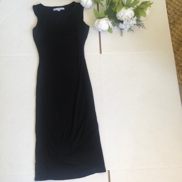 Velvet Torch Black Midi Dress Size Extra Small - Picture 1 of 6